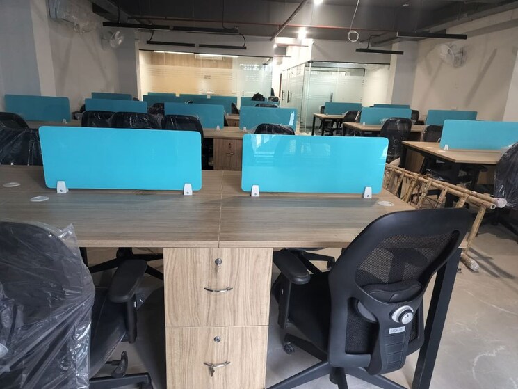 Team Area, sector 2 Commercial Office Space 2500 Sq.Ft. In Sector 2 Noida 9766065