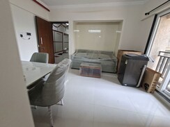 1 BHK + Extra Room Apartment For Rent in Raunak Bliss B2