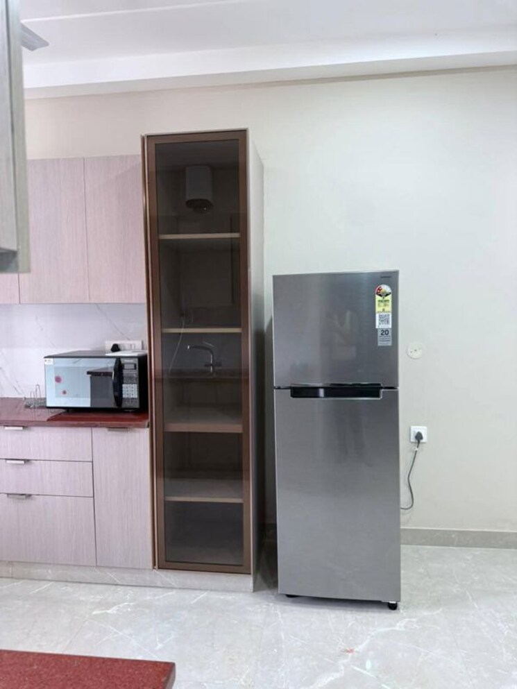 undefined, freedom fighters enclave 2 Bedroom 1000 Sq.Ft. Apartment In Freedom Fighters Enclave Delhi 9766082