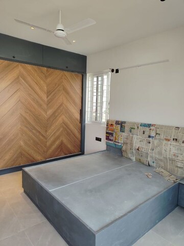 Bedroom in 3 BHK Apartment at Sindhi Colony Ulsoor, Halasuru – for Rent