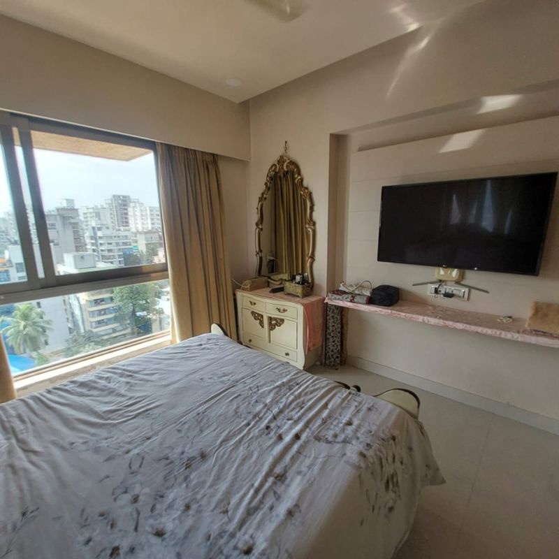 2 BHK + Pooja Room Apartment For Rent in Oxford Apartments Bandra West