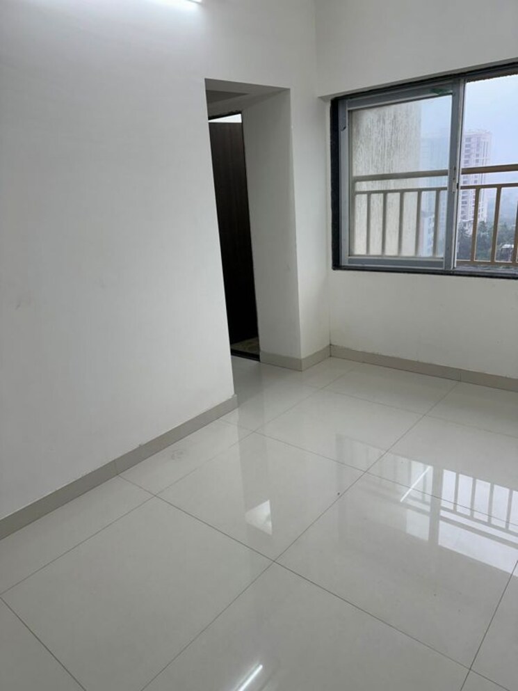 Room, naman-regency 1 Bedroom 313 Sq.Ft. Apartment In Byculla Mumbai 9766151