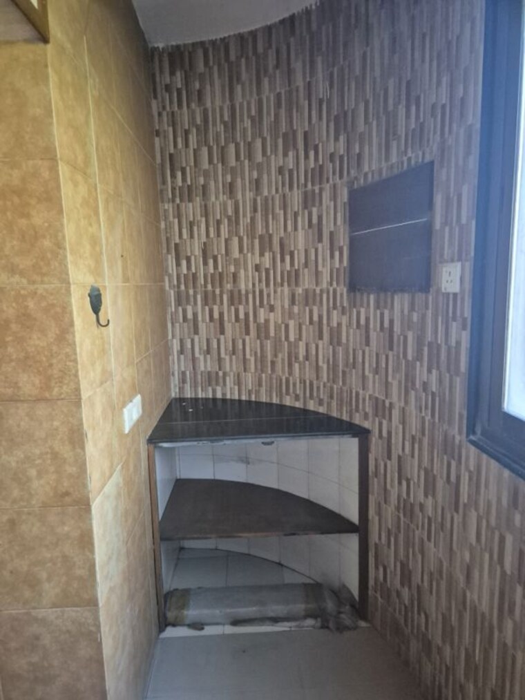 Bathroom, vasant-valley-complex 2 Bedroom 1100 Sq.Ft. Apartment In Malad East Mumbai 9766162