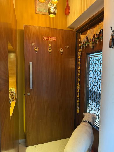 2 BHK Apartment For Rent in Vasant Valley Complex