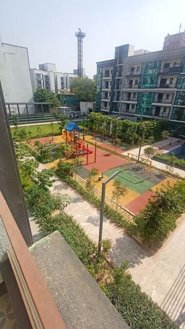 Balcony in 3 BHK Apartment at Signature Global City 63A, Sector 63a – for Rent