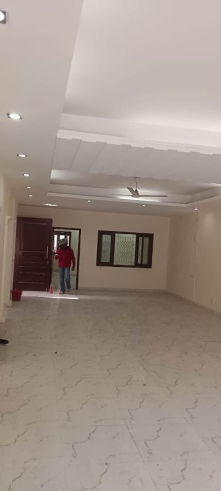  Parking, sector 52 3 Bedroom 2850 Sq.Ft. Independent House In Sector 52 Noida 9766172