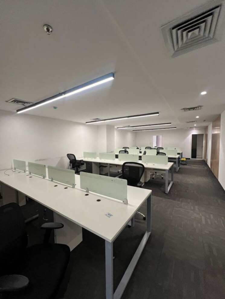 Team Area, industrial area Commercial Office Space 2600 Sq.Ft. In Industrial Area Mohali 9766192