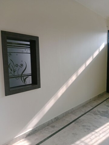 Room in 3 BHK Builder Floor at Sector 13 – for Rent