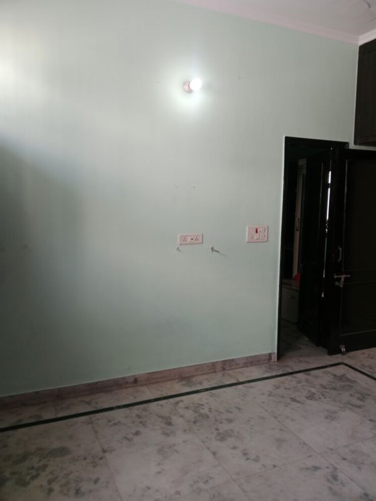 Room, sector 13 3 Bedroom 1853 Sq.Ft. Builder Floor In Sector 13 Panipat 9766197