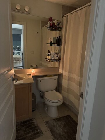 Bathroom in 3 BHK Apartment at Chandak Shreeraj Realty, Worli – for Rent