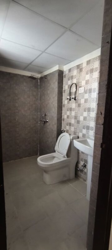 Bathroom in 2 BHK Apartment at Gardenia Golf City, Sector 75 – for Rent