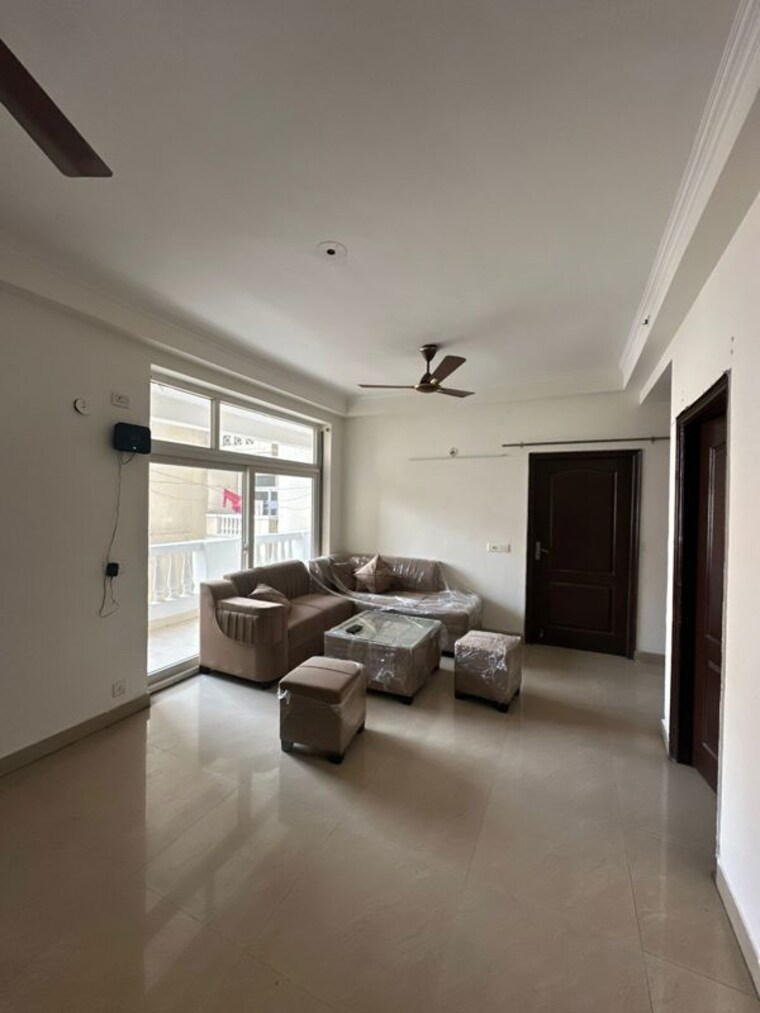 Living Room, gardenia-golf-city 3 Bedroom 1550 Sq.Ft. Apartment In Sector 75 Noida 9766280
