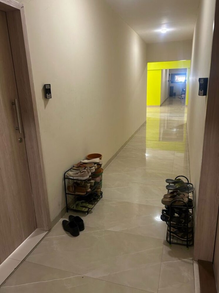  Parking, yash-wisteria 2 Bedroom 1087 Sq.Ft. Apartment In Wakad Pune 9766351