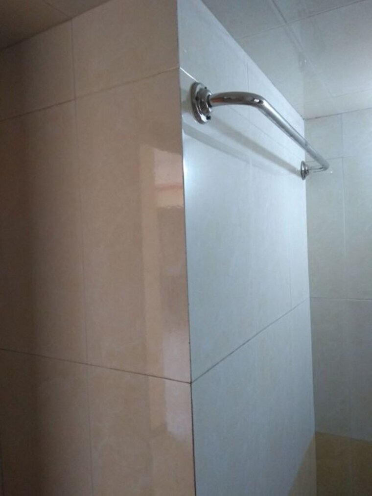 Bathroom, wadhwa-tw-gardens 2.5 Bedroom 1250 Sq.Ft. Apartment In Kandivali East Mumbai 9766406