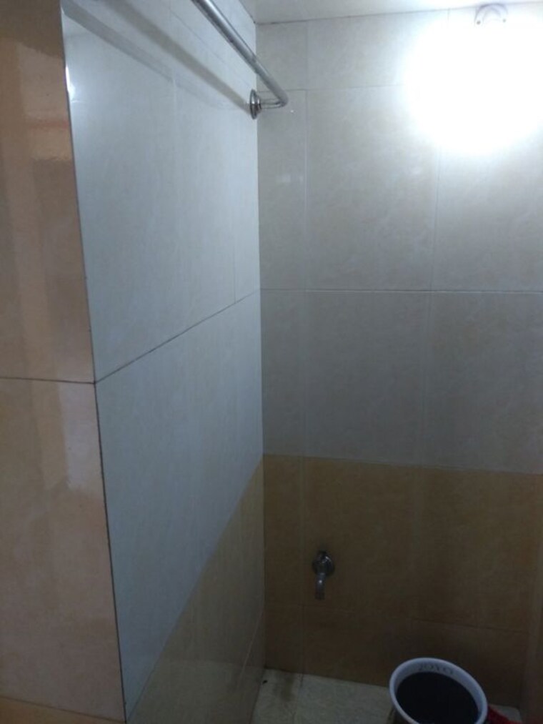 Bathroom, wadhwa-tw-gardens 2.5 Bedroom 1250 Sq.Ft. Apartment In Kandivali East Mumbai 9766406