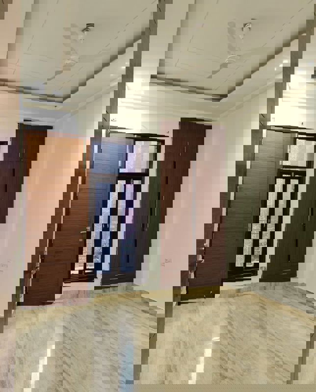 3 BHK Builder Floor For Rent in Chattarpur