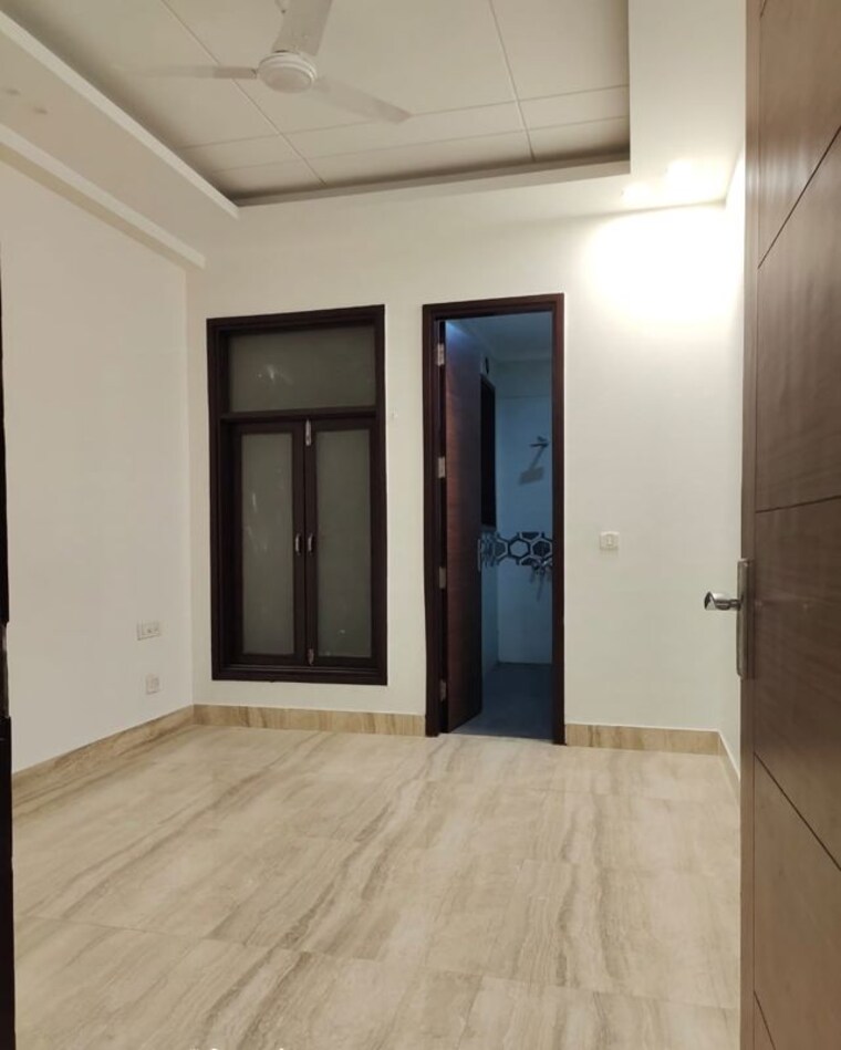 Room, chattarpur 3 Bedroom 1200 Sq.Ft. Builder Floor In Chattarpur Delhi 9766477