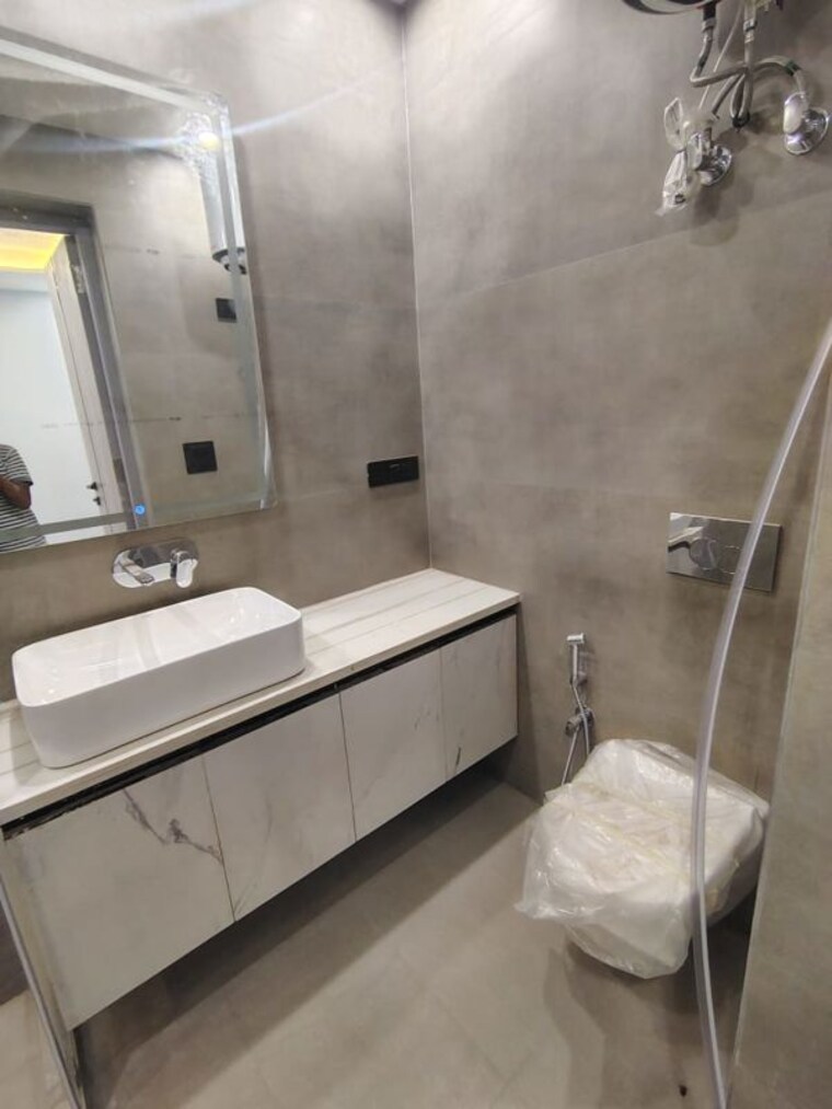 Bathroom, alaknanda 3 Bedroom 2000 Sq.Ft. Apartment In Alaknanda Delhi 9765854
