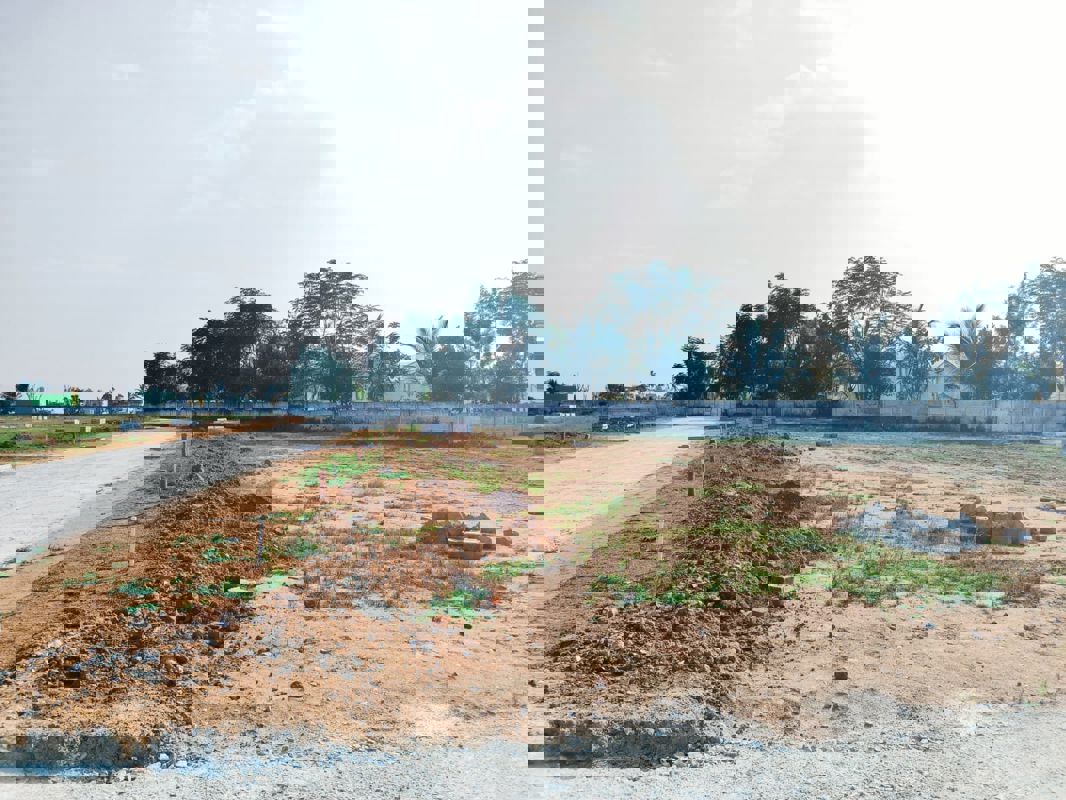 Plot For Sale in Ramohalli