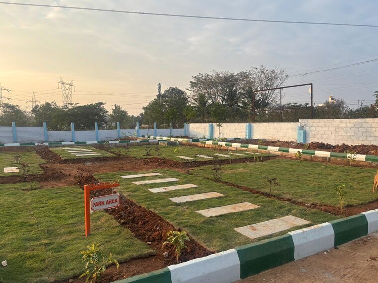Garden, kaggalipura  1000 Sq.Yd. Plot In Kaggalipura Bangalore 9766544