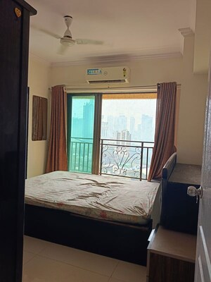 Bedroom in 2.5 BHK Apartment at Amann Marina, Worli – for Rent