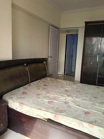 Bedroom in 2.5 BHK Apartment at Amann Marina, Worli – for Rent