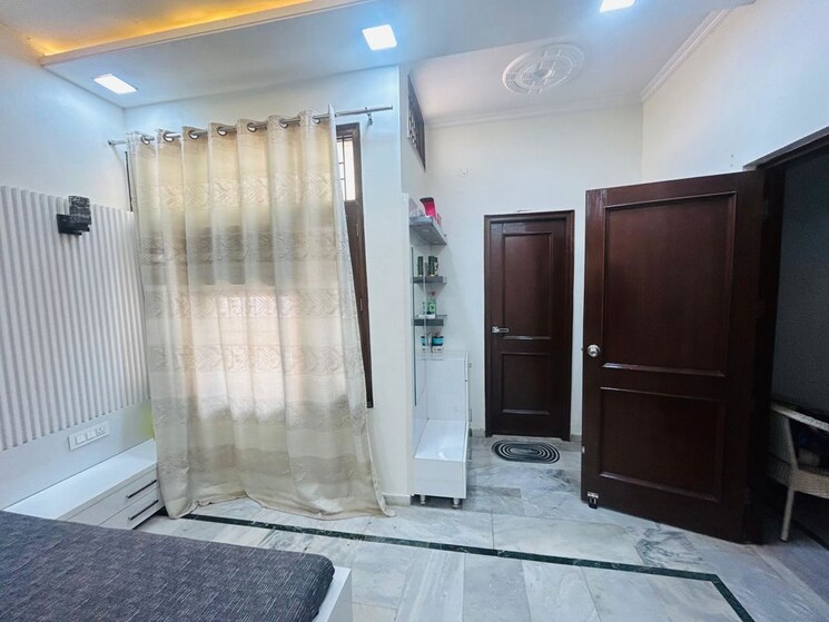 undefined, dhakoli 6 Bedroom 1000 Sq.Ft. Independent House In Dhakoli Zirakpur 9766531