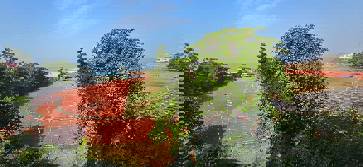 3 BHK + Servant Room Apartment For Rent in Sea Belle Apartment