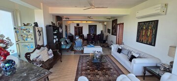 Parking in 3 BHK Apartment at Sea Belle Apartment, Malabar Hill – for Rent