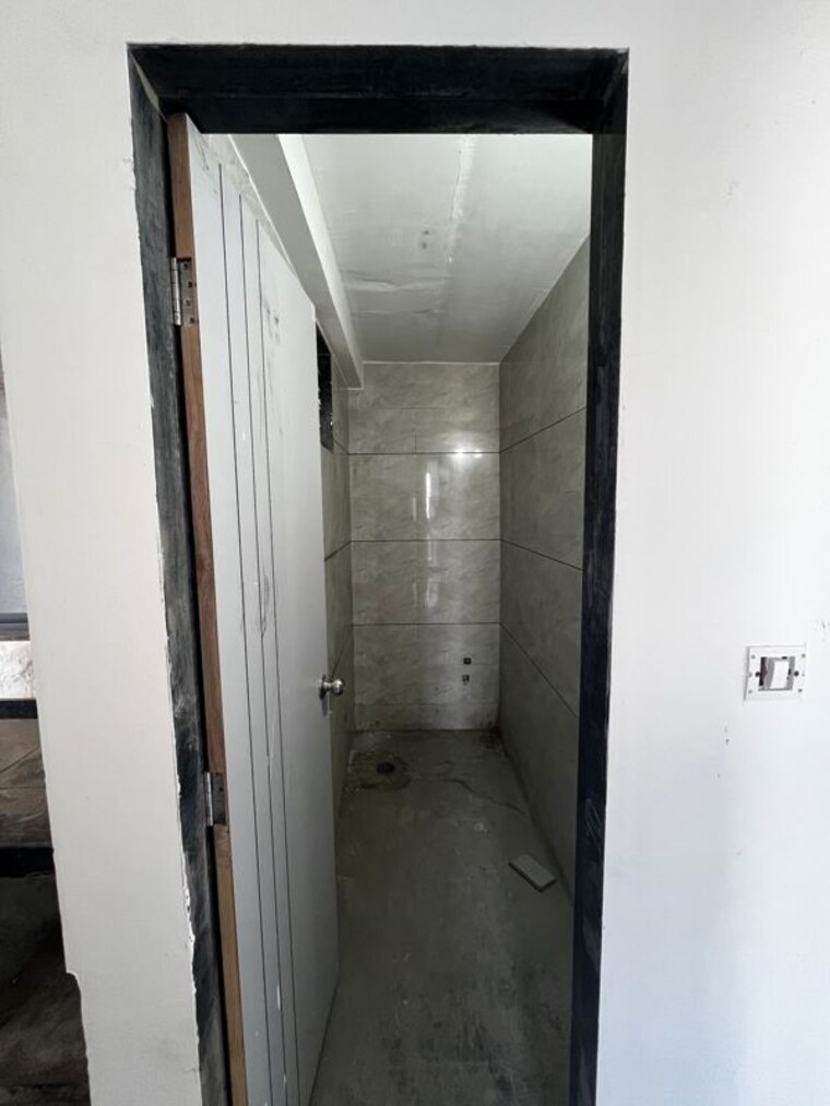 undefined, adajan 1 Bedroom 620 Sq.Ft. Apartment In Adajan Surat 9766576