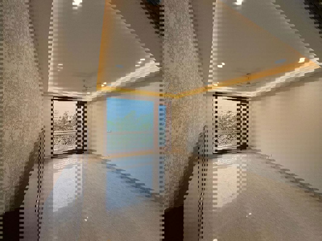 4 BHK + Pooja Room,Servant Room,Study Room Builder Floor For Sale in Panchsheel Park