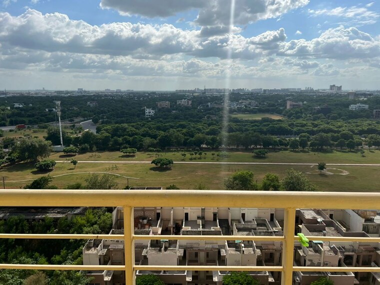 undefined, supertech-czar-suites Studio 535 Sq.Ft. Apartment In Omicron I Greater Noida Greater Noida 9766628