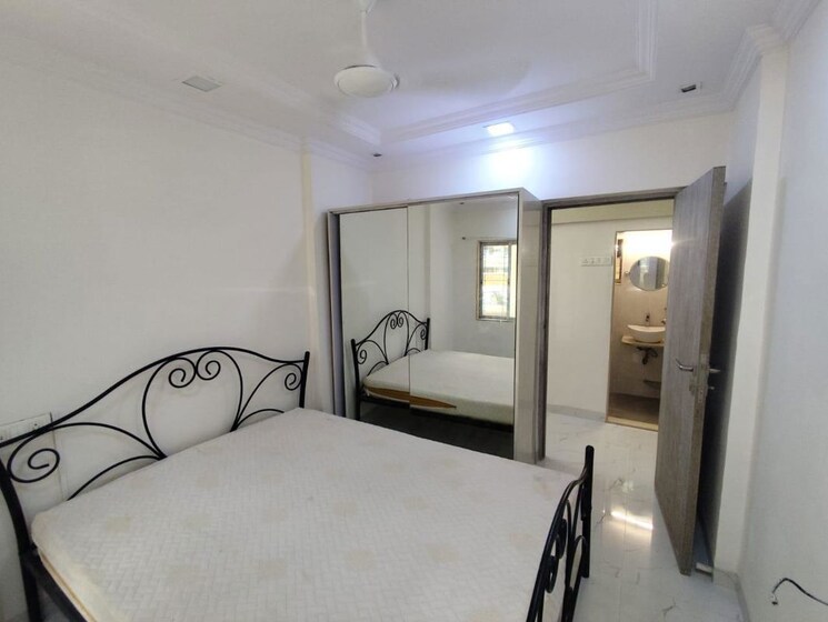 Room, om-sadguru-chs 1 Bedroom 450 Sq.Ft. Apartment In Ic Colony Mumbai 9766676