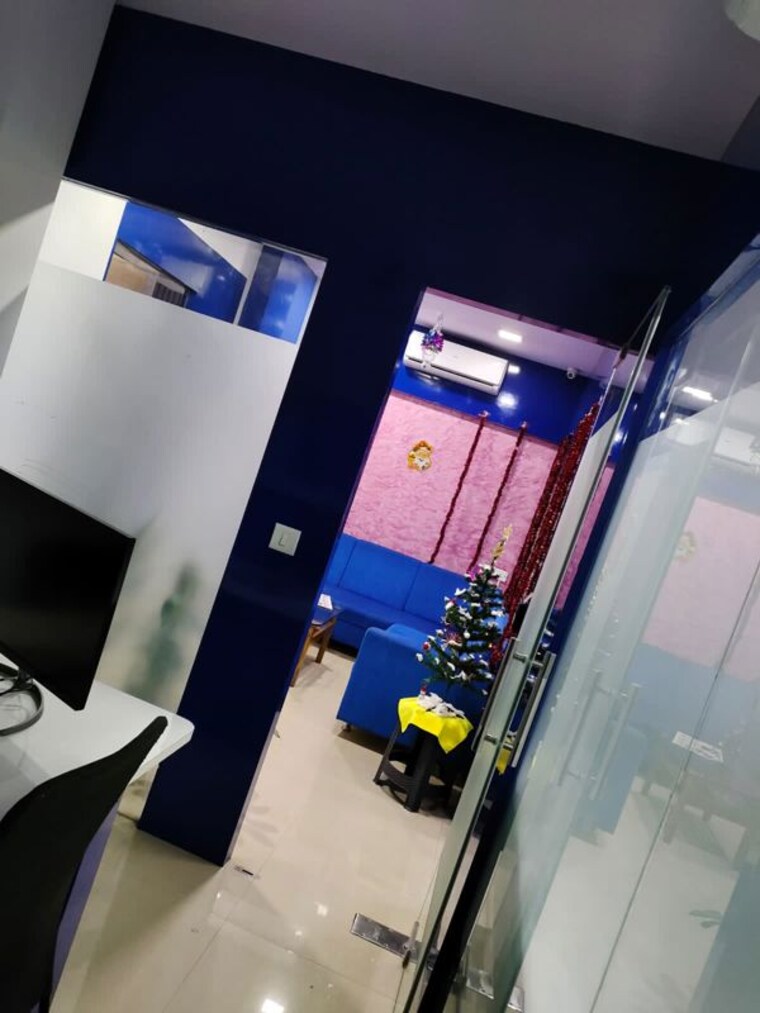 Team Area, neptune-eastern-business-district Commercial Office Space 700 Sq.Ft. In Bhandup West Mumbai 9766665