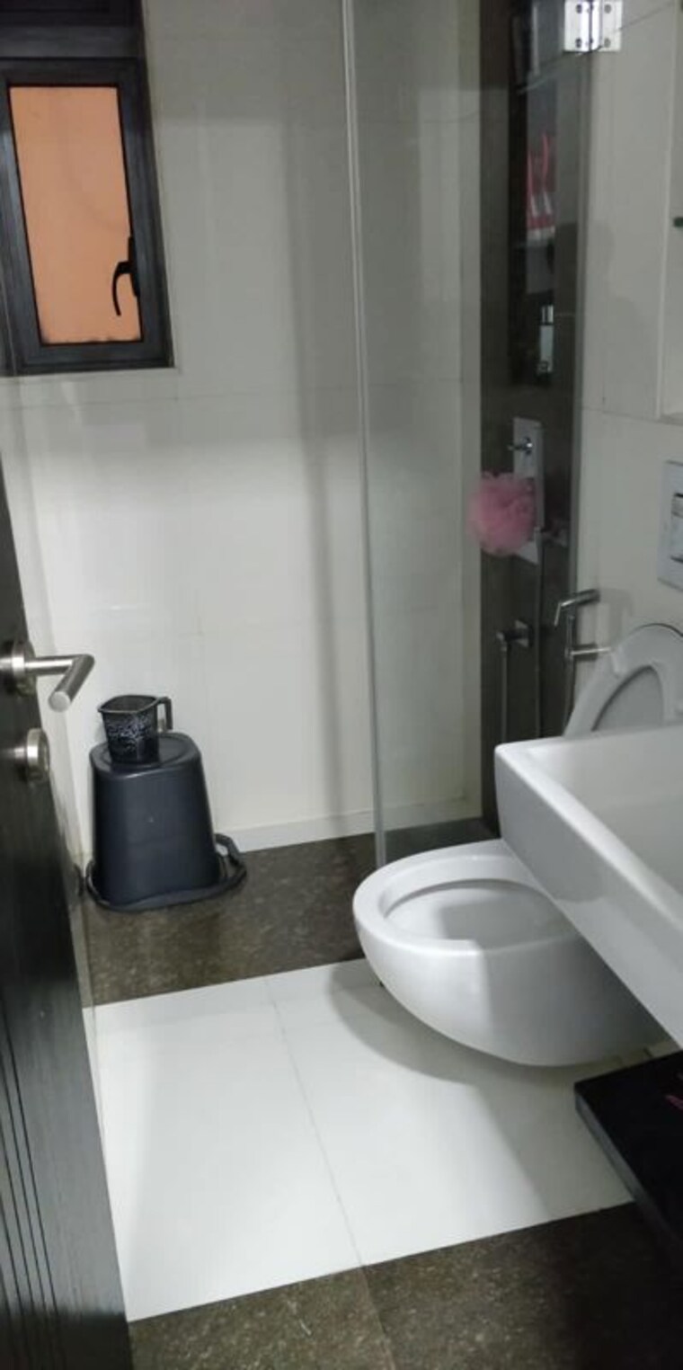 Bathroom, lodha-estrella 1 Bedroom 511 Sq.Ft. Apartment In Wadala Mumbai 9766627