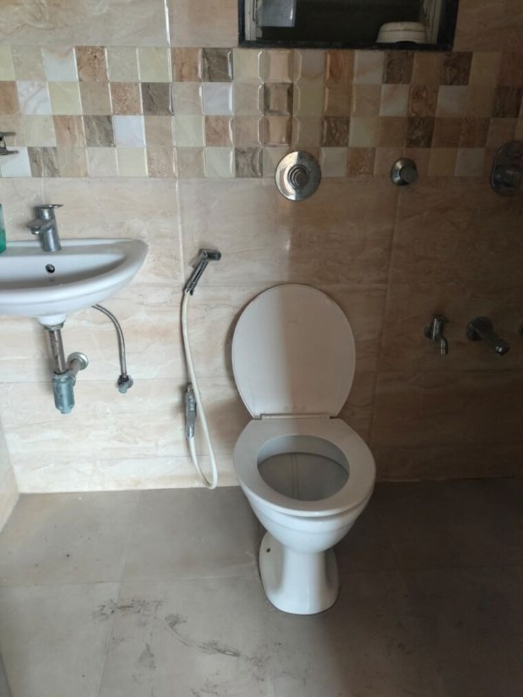 Bathroom, mahavir-kalpavruksha 1 Bedroom 460 Sq.Ft. Apartment In Ghodbunder Road Thane 9766700