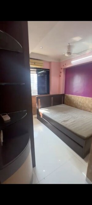 Master Bedroom in 3 BHK Apartment at Zainab Tower, Madanpura – for Rent