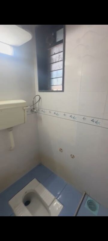 Bathroom in 3 BHK Apartment at Zainab Tower, Madanpura – for Rent