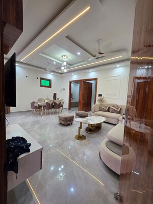 Team Area in 3 BHK Apartment at Lal Kuan – for Sale