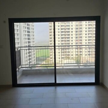 Room in 3 BHK Apartment at Sobha City Gurgaon, Babupur Village – for Rent