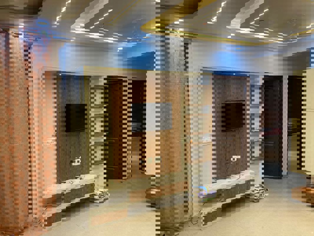 3.5 BHK + Servant Room 1775 Sq.Ft. Apartment in Omaxe Residency II