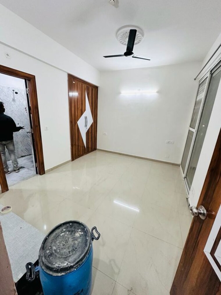 Team Area, harsha-city-mall 2 Bedroom 9000 Sq.Ft. Builder Floor In Shakti Khand 2 Ghaziabad 9766752