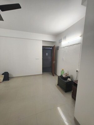 Room in 1 BHK Apartment at Adani Aangan, Sector 89a – for Rent