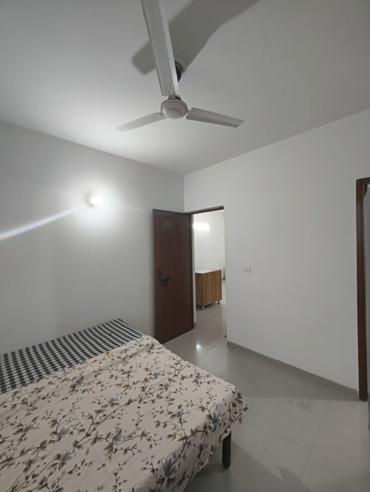 Room, adani-aangan 1 Bedroom 412 Sq.Ft. Apartment In Sector 89a Gurgaon 9766753