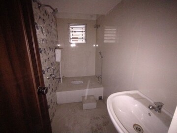 Bathroom in 3 BHK Apartment at Stand Alone, New Town Action Area ii – for Sale