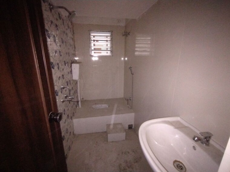 Bathroom, stand-alone 3 Bedroom 1250 Sq.Ft. Apartment In New Town Action Area ii Kolkata 9766772