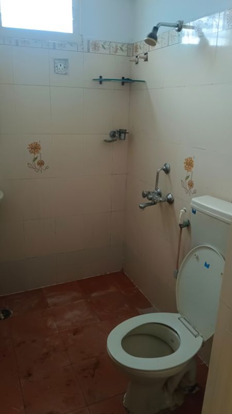 Bathroom, pothinamallayya palem 2 Bedroom 1000 Sq.Ft. Apartment In Pothinamallayya Palem Vizag 9766774