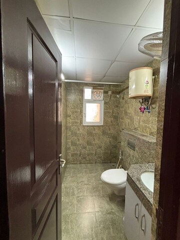 Bathroom in 3.5 BHK Apartment at Experion The Heart Song, Sector 108 – for Rent