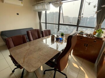  Office Space For Rent in Ratnanjali Solitaire, Satellite