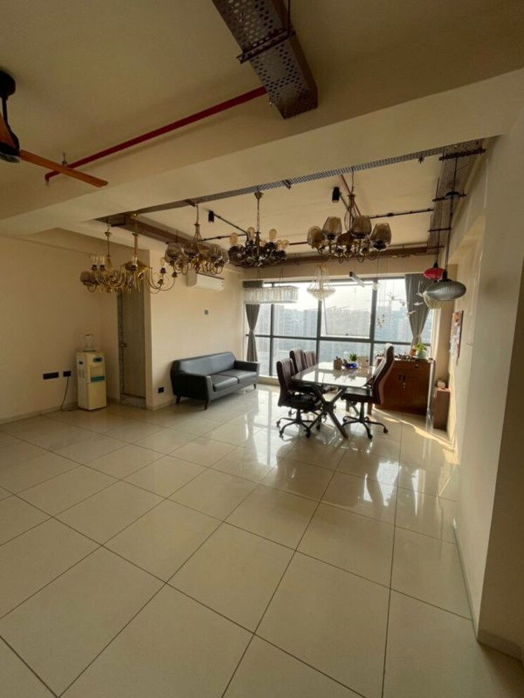 Team Area, ratnanjali-solitaire Commercial Office Space 750 Sq.Ft. In Satellite Ahmedabad 9766785